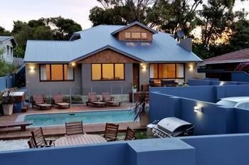 Waikiki Beach Bed And Breakfast Hopeland Экстерьер фото
